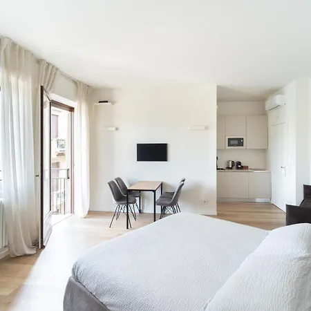 Rga House Konukevi 4*